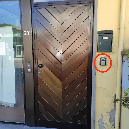Sea Breeze Apartment Viareggio Exterior photo